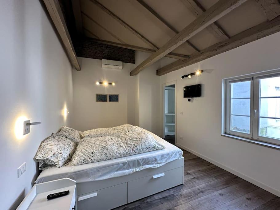 Apartment Mazzini Suits *